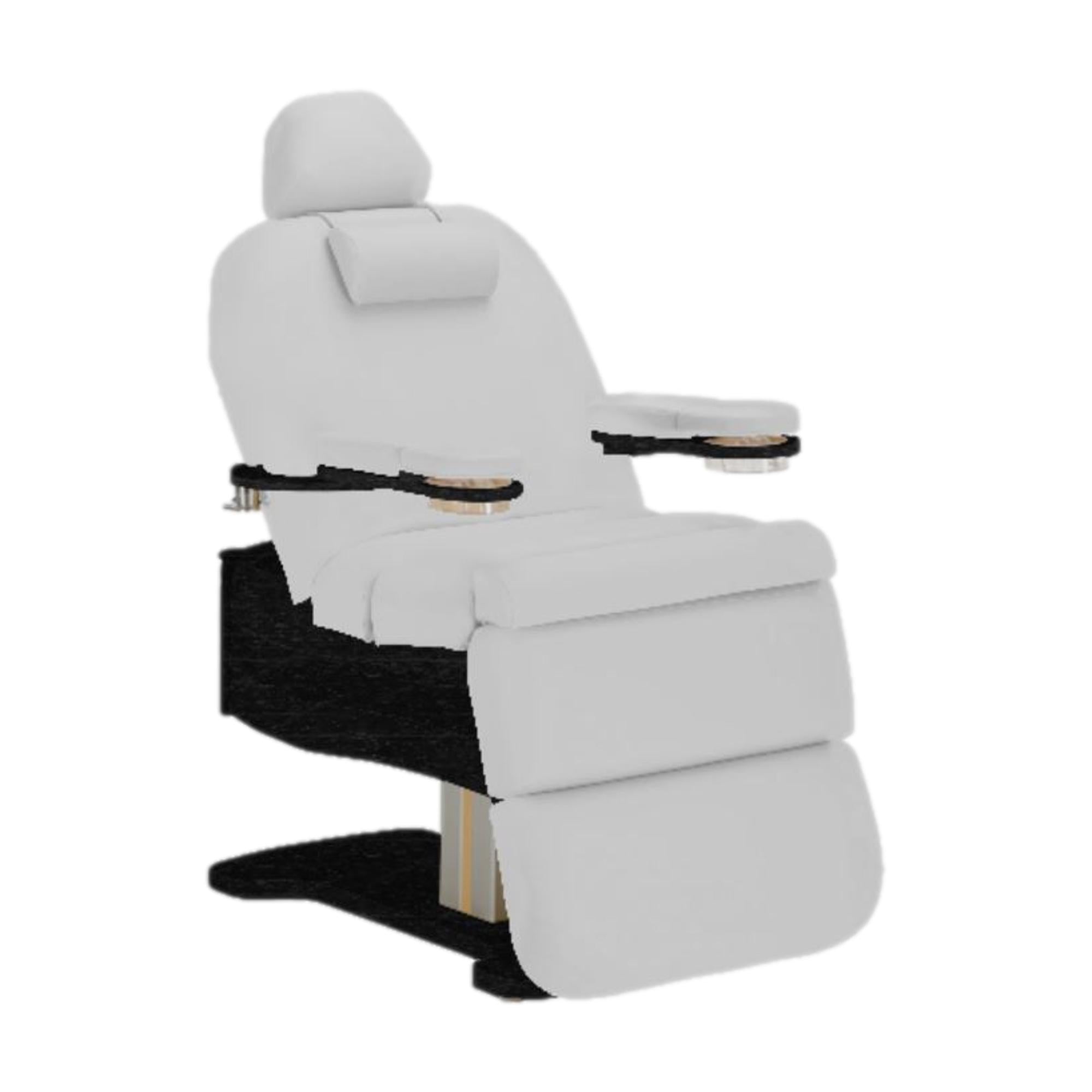 Living Earth Crafts Cloud 9 Cuvee Spa Treatment Table with 20 - 37 Inches Expanded Height Range